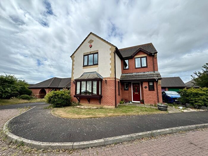 4 Bedroom Detached House For Sale In Bridge Rise, Martock, Somerset, TA12