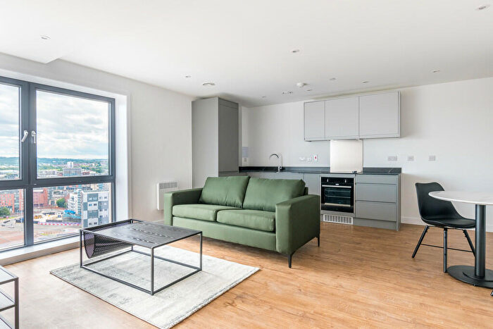 1 Bedroom Apartment To Rent In Phoenix, Saxton Lane, Leeds, LS9