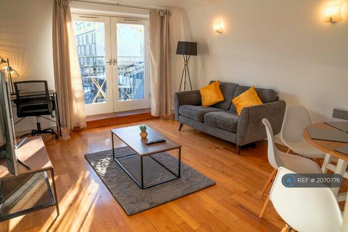 2 Bedroom Flat To Rent In City Road, London, EC1V