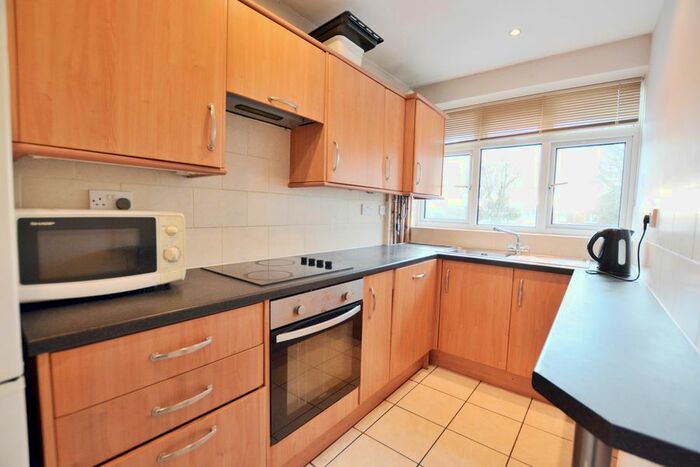 3 Bedroom Maisonette To Rent In Oxford Road, Denham, Uxbridge UB9