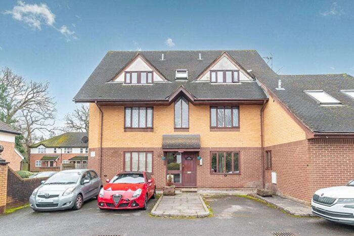 2 Bedroom Flat To Rent In Rickmansworth Road, Pinner, HA5