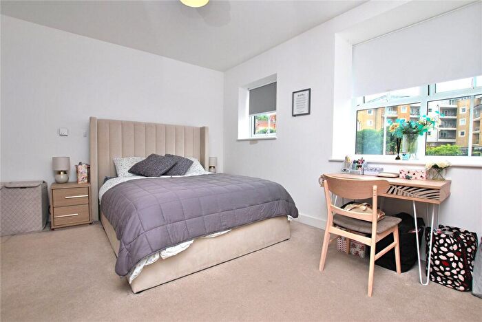 4 Bedroom Terraced House To Rent In Cottage Walk, Godalming, Surrey, GU7