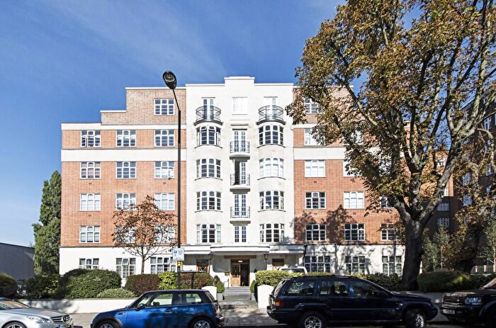 2 Bedroom Flat To Rent In Hall Road, St John's Wood, London, NW8