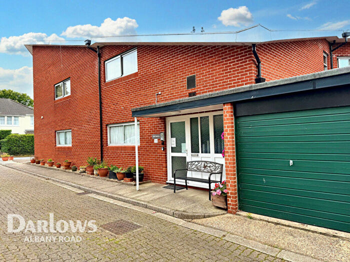 2 Bedroom Apartment For Sale In St Edeyrns Road, Cardiff, CF23