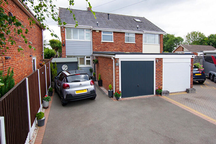 3 Bedroom Semi-Detached House For Sale In Donington Drive, Ashby-de-la-Zouch, LE65