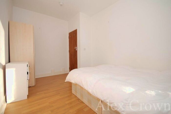 2 Bedroom Flat To Rent In Mackenzie Road, Caledonian Road, N7