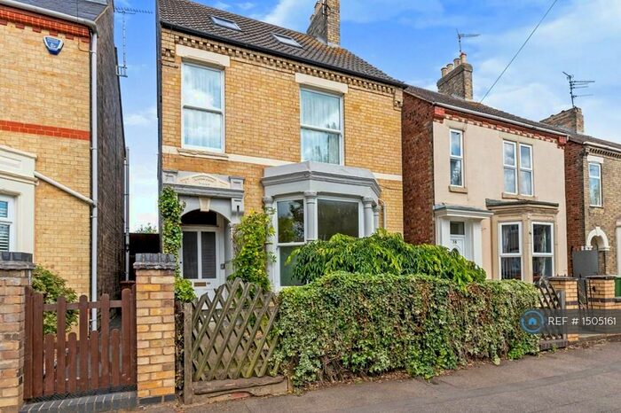 4 Bedroom Detached House To Rent In Aldermans Drive, Peterborough, PE3