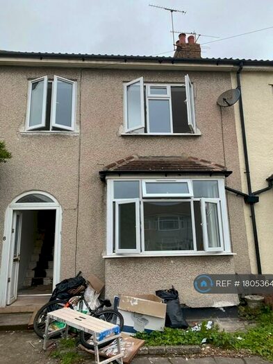 4 Bedroom Terraced House To Rent In Stanley Crescent, Bristol, BS34