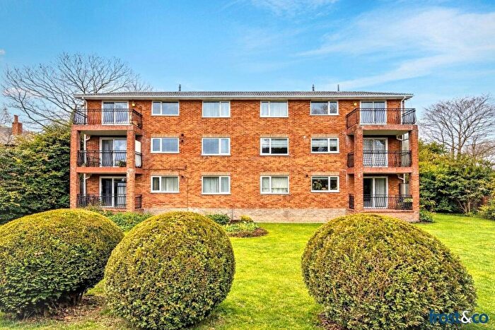 2 Bedroom Apartment For Sale In Churchfield Road, Poole, Dorset, BH15