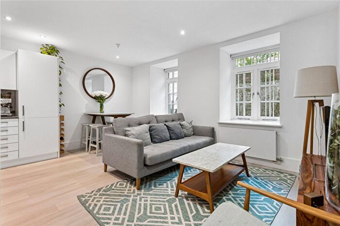 2 Bedroom Property For Sale In Martello Street, London, E8