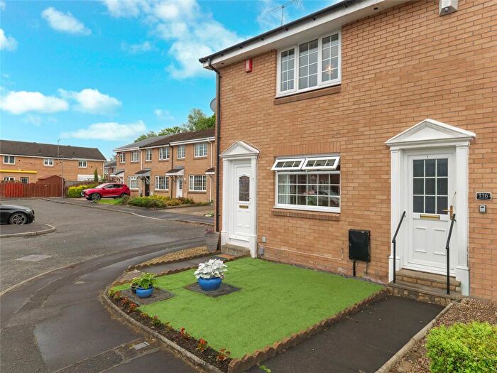 2 Bedroom End Of Terrace House For Sale In Mainscroft, Erskine, Renfrewshire, PA8