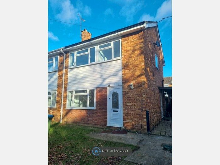 3 Bedroom Semi-Detached House To Rent In Manor Park, Maids Moreton, Buckingham, MK18