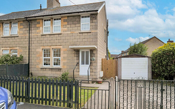 3 Bedroom Semi-Detached House For Sale In Crescent Road, Melksham, SN12
