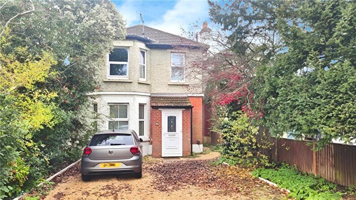 1 Bedroom Flat To Rent In Frimley Road, Camberley, Surrey, GU15