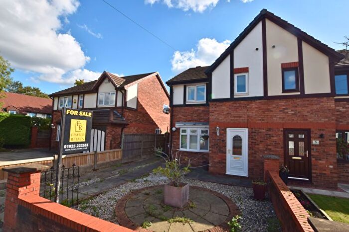 3 Bedroom Semi-detached House For Sale In Bradlegh Road, Newton-Le-Willows, WA12
