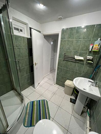 1 Bedroom Flat To Rent In Joydon Drive, Chadwell Heath, Romford, RM6