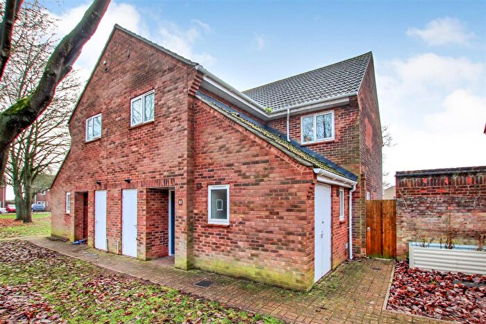 3 Bedroom Semi-Detached House For Sale In Gunning Road, Ely, CB7