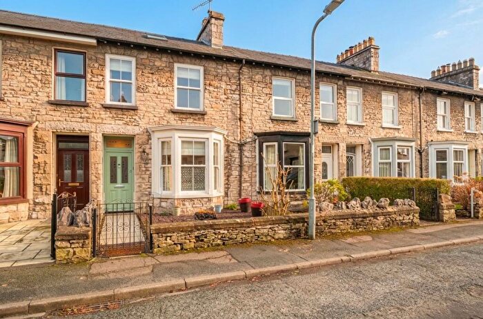 4 Bedroom Terraced House For Sale In Mint Street, Kendal, LA9