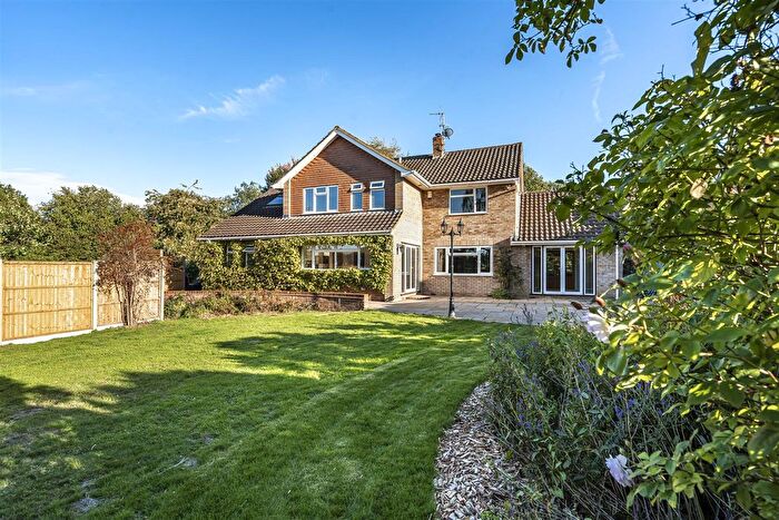 5 Bedroom Detached House For Sale In Kennel Close, Great Bookham, Bookham, Leatherhead, KT22