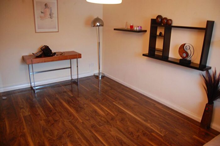 1 Bedroom Flat To Rent In Windsor Crescent, Clydebank, G81
