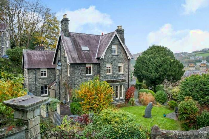 7 Bedroom Detached House For Sale In Dolgellau, Gwynedd, Wales, LL40