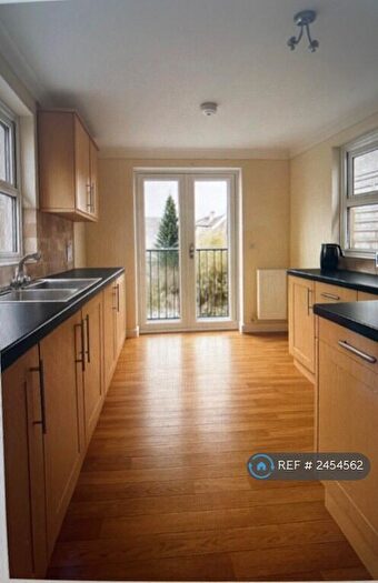 2 Bedroom Flat To Rent In Ebrington Road, Exeter, EX2