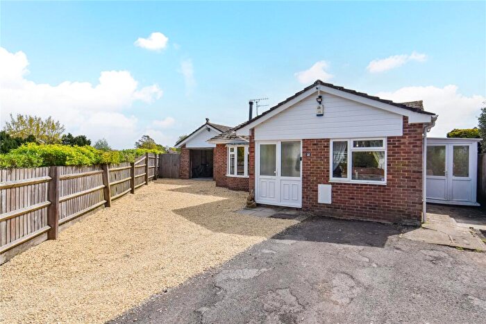 3 Bedroom Detached Bungalow For Sale In Suthmere Drive, Burbage, Marlborough, Wiltshire, SN8