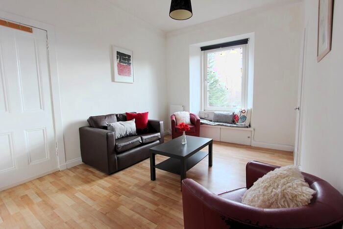1 Bedroom Flat To Rent In Downfield Place, Edinburgh, EH11