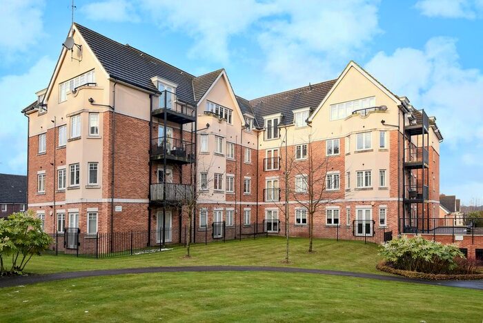 2 Bedroom Flat To Rent In Capel Crescent, Stanmore, HA7