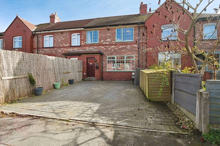3 Bedroom Terraced House For Sale In Hillcroft Road, Altrincham, Greater Manchester, WA14
