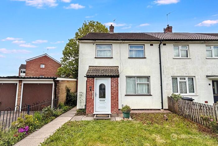2 Bedroom Terraced House For Sale In Cedar Road, Nuneaton, CV10