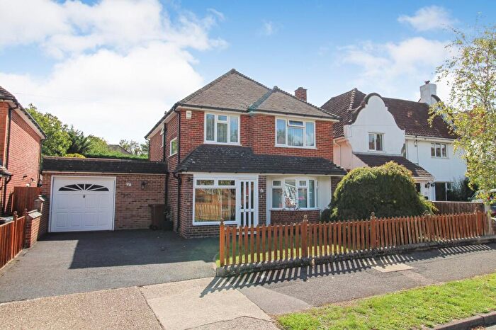 3 Bedroom Detached House For Sale In Abinger Avenue, Cheam, Sutton, Surrey., SM2