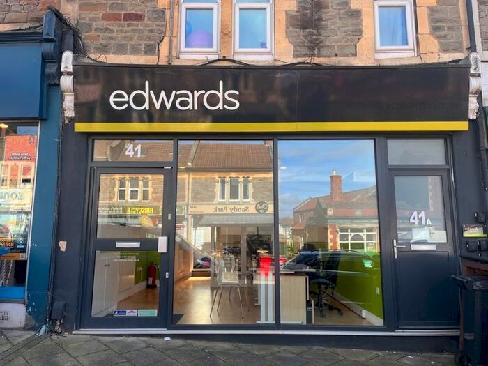 Terraced House To Rent In Sandy Park Road, Brislington, Bristol, BS4