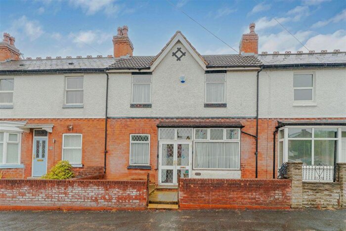 3 Bedroom Terraced House For Sale In Highbury Road, Kings Heath, Birmingham, B14