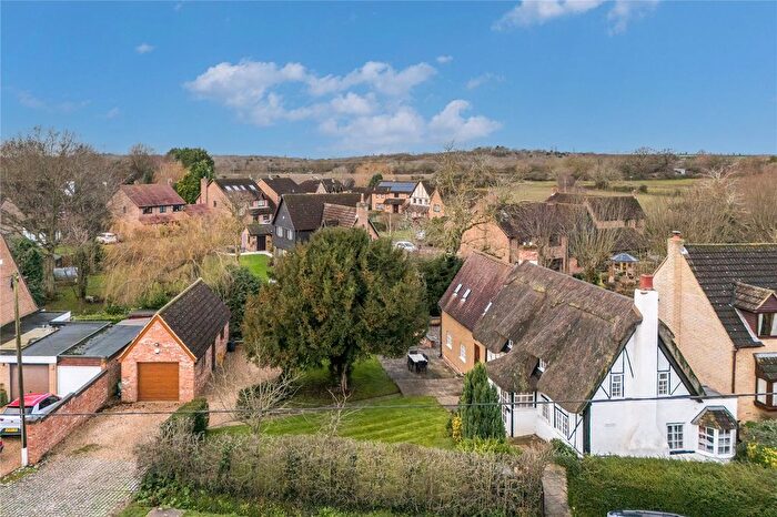 4 Bedroom Detached House For Sale In Brook Lane, Renhold, Bedfordshire, MK41
