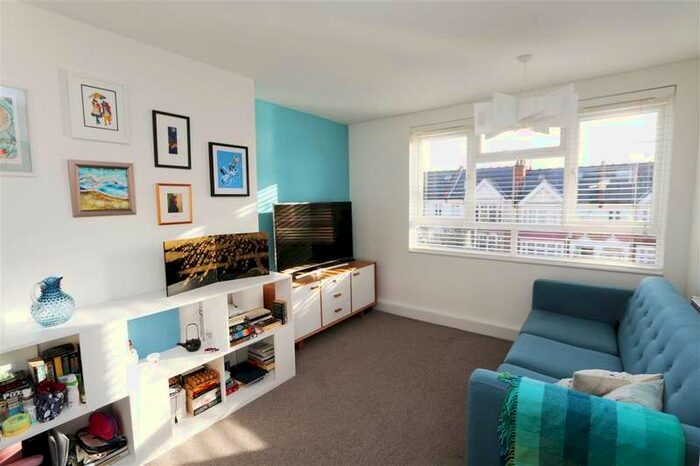 1 Bedroom Apartment To Rent In Seymour Road, Southfields, SW18