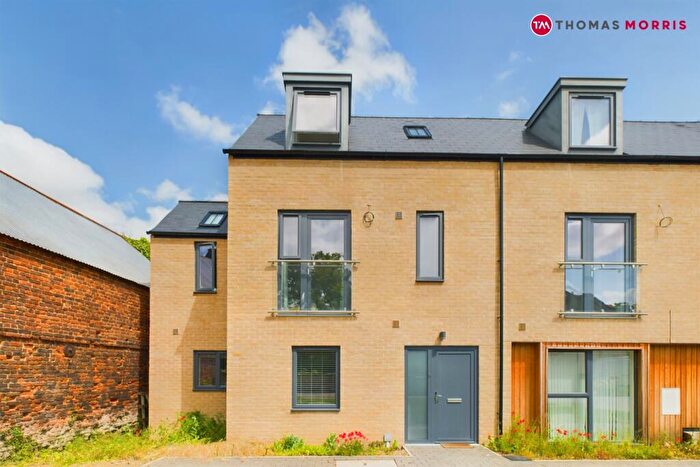 3 Bedroom End Of Terrace House To Rent In Farrier Court, St. Neots, Cambridgeshire, PE19