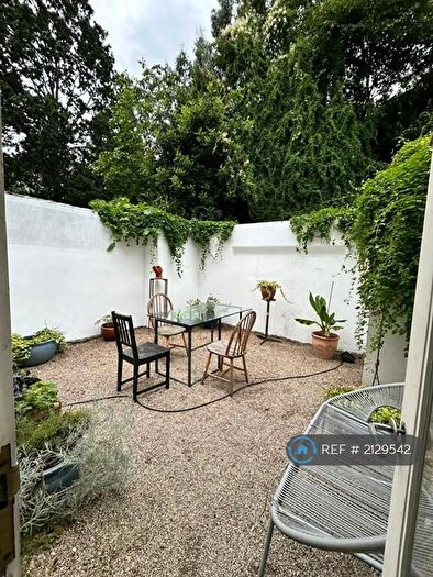 4 Bedroom Terraced House To Rent In Gifford Street, London, N1