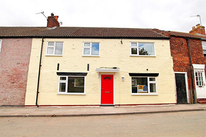 3 Bedroom Property To Rent In Humber Lane, Welwick, Hull, HU12