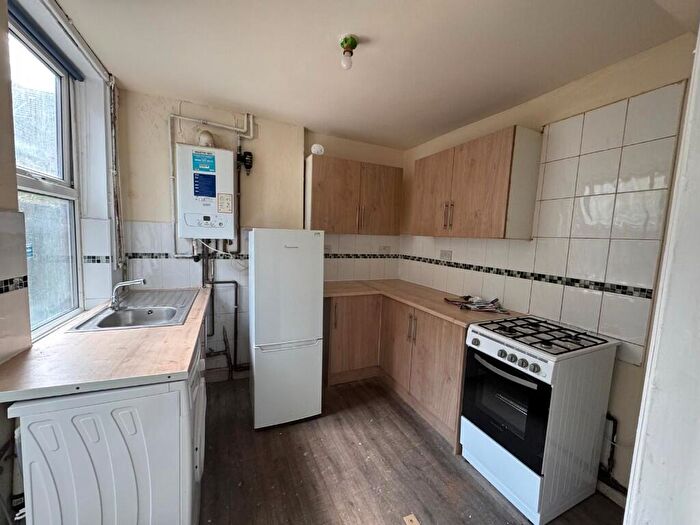 2 Bedroom Terraced House To Rent In Ilkeston Road, Nottingham, Nottinghamshire, NG7