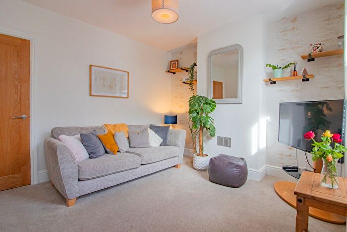 2 Bedroom Terraced House For Sale In Denison Street, Beeston, Nottingham, Nottinghamshire, NG9