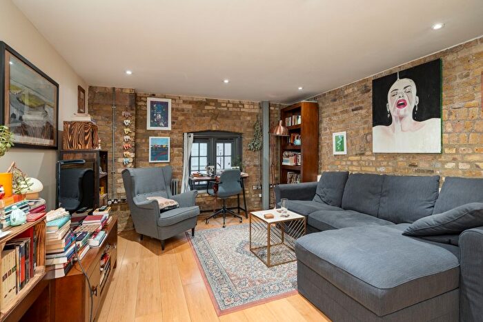 1 Bedroom Flat To Rent In Bermondsey Wall West, London, SE16