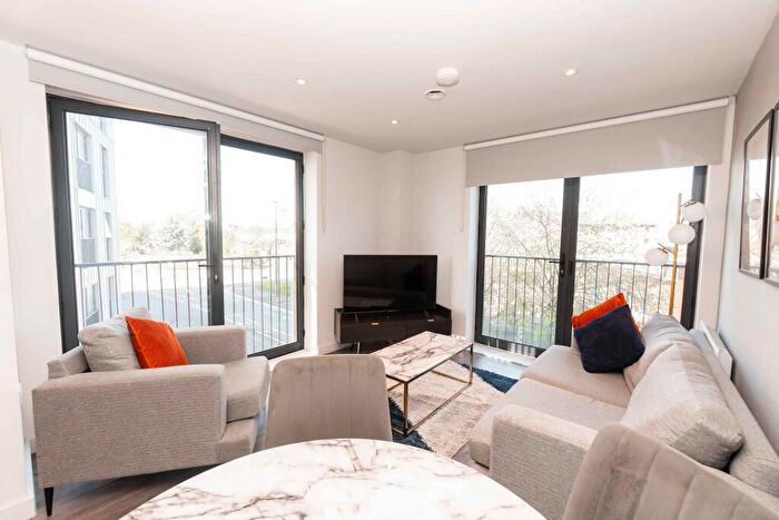 3 Bedroom Apartment To Rent In Commerce Quay, Ordsall Lane, Salford, M5