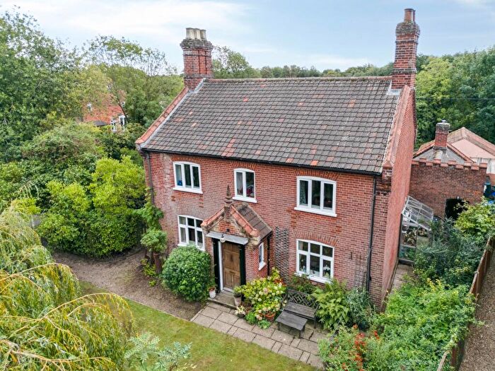 4 Bedroom Detached House For Sale In Idyllic Victorian Home In Little Melton, NR9
