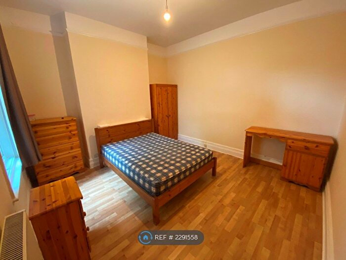 4 Bedroom Terraced House To Rent In Bevois Hill, Southampton, SO14