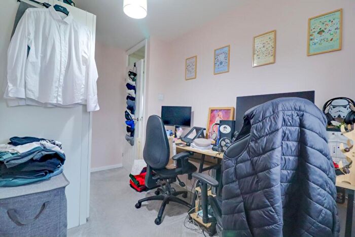 2 Bedroom Terraced House For Sale In Vineyard Close, Woolston, SO19