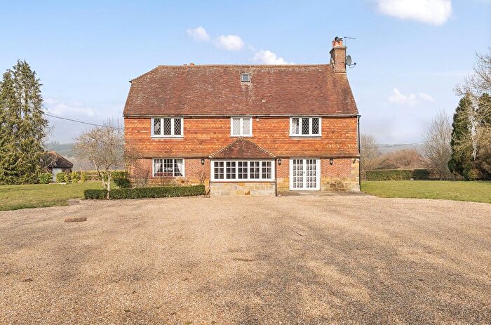 6 Bedroom Farmhouse To Rent In Butcherfield Lane, Hartfield, TN7