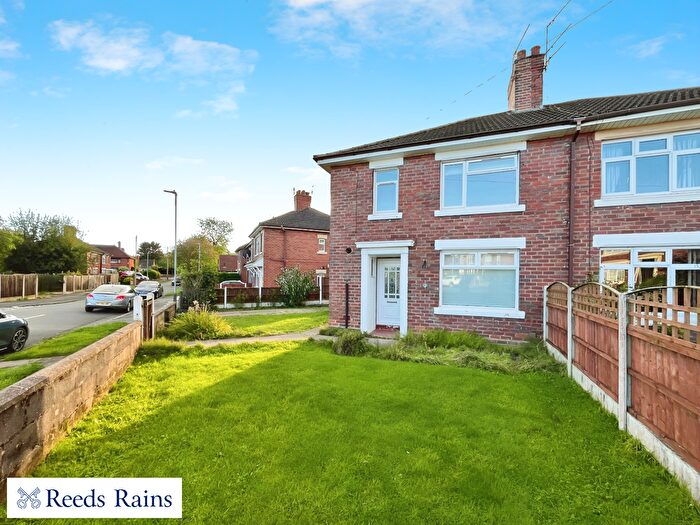 3 Bedroom Semi-Detached House To Rent In Richmond Road, Stoke-On-Trent, ST4