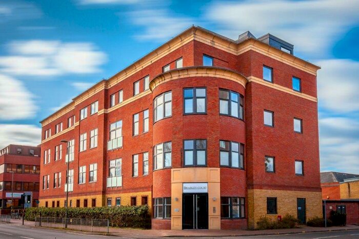 2 Bedroom Flat To Rent In Knoll Road, Camberley, GU15