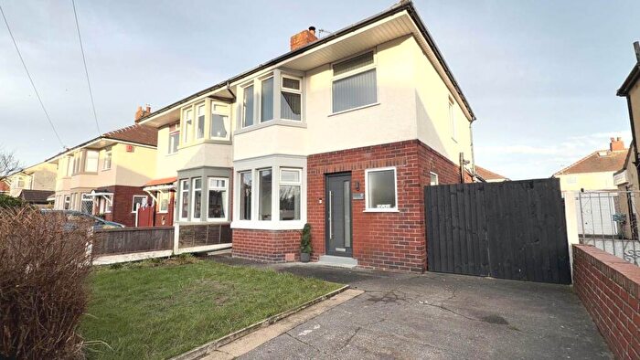 3 Bedroom Semi-Detached House For Sale In Weeton Avenue, Blackpool, FY4